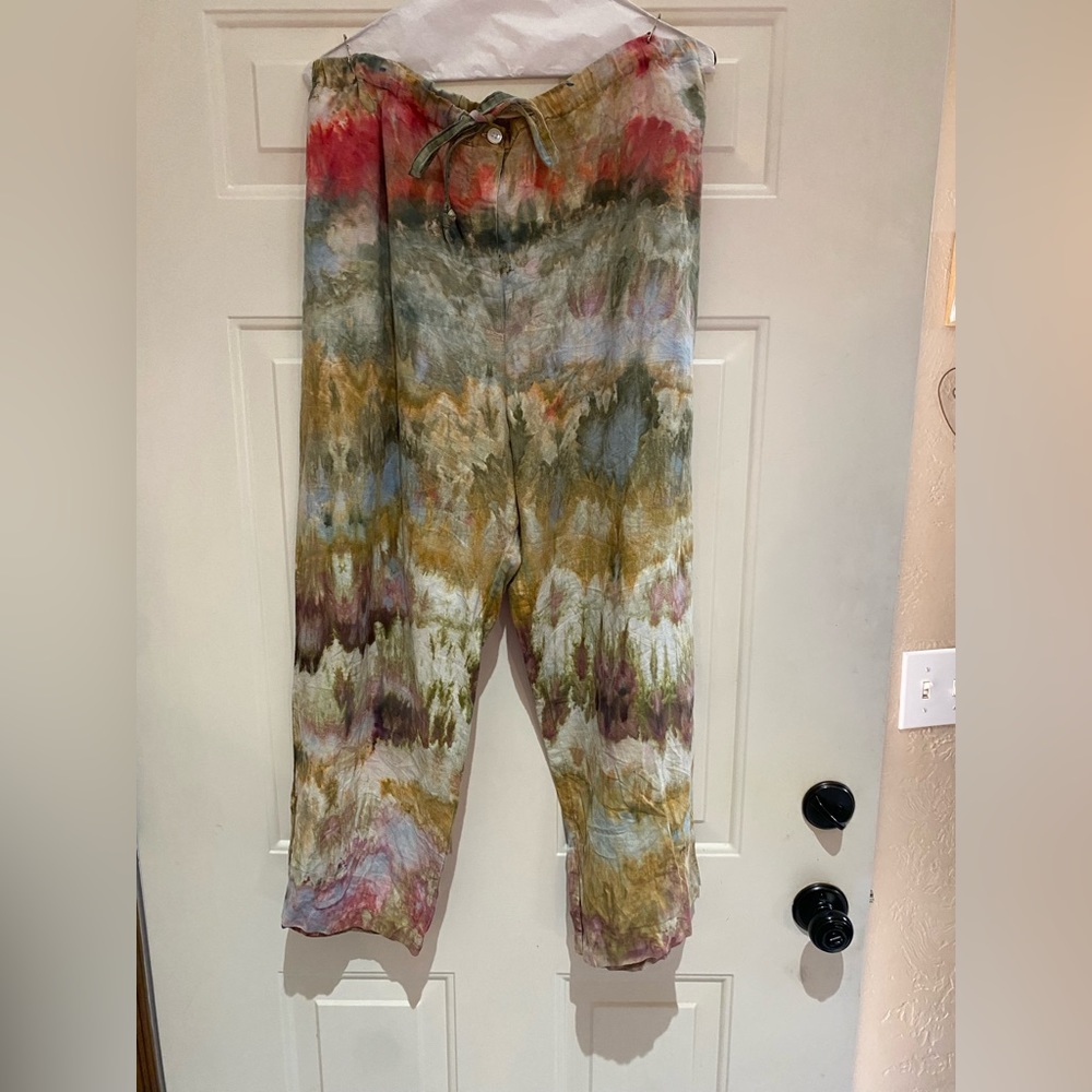 Women’s size M linen tie dye pants - Picture 3 of 4